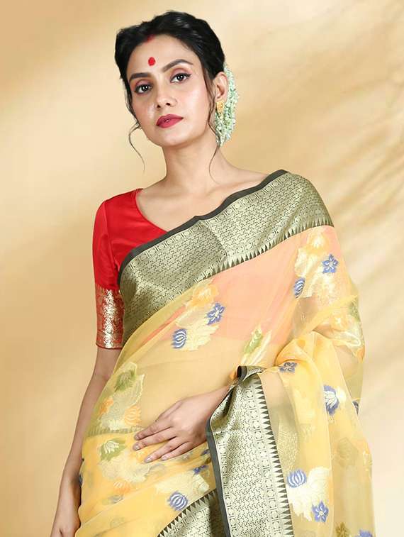 women self design handloom saree with blouse - 22079375 -  Standard Image - 1