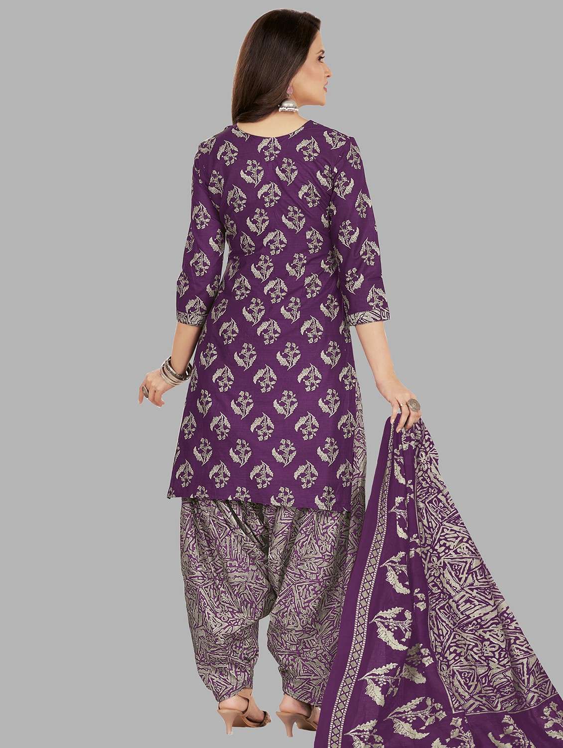 women printed unstitched salwar suit set - 22079486 - Standard Image - 1