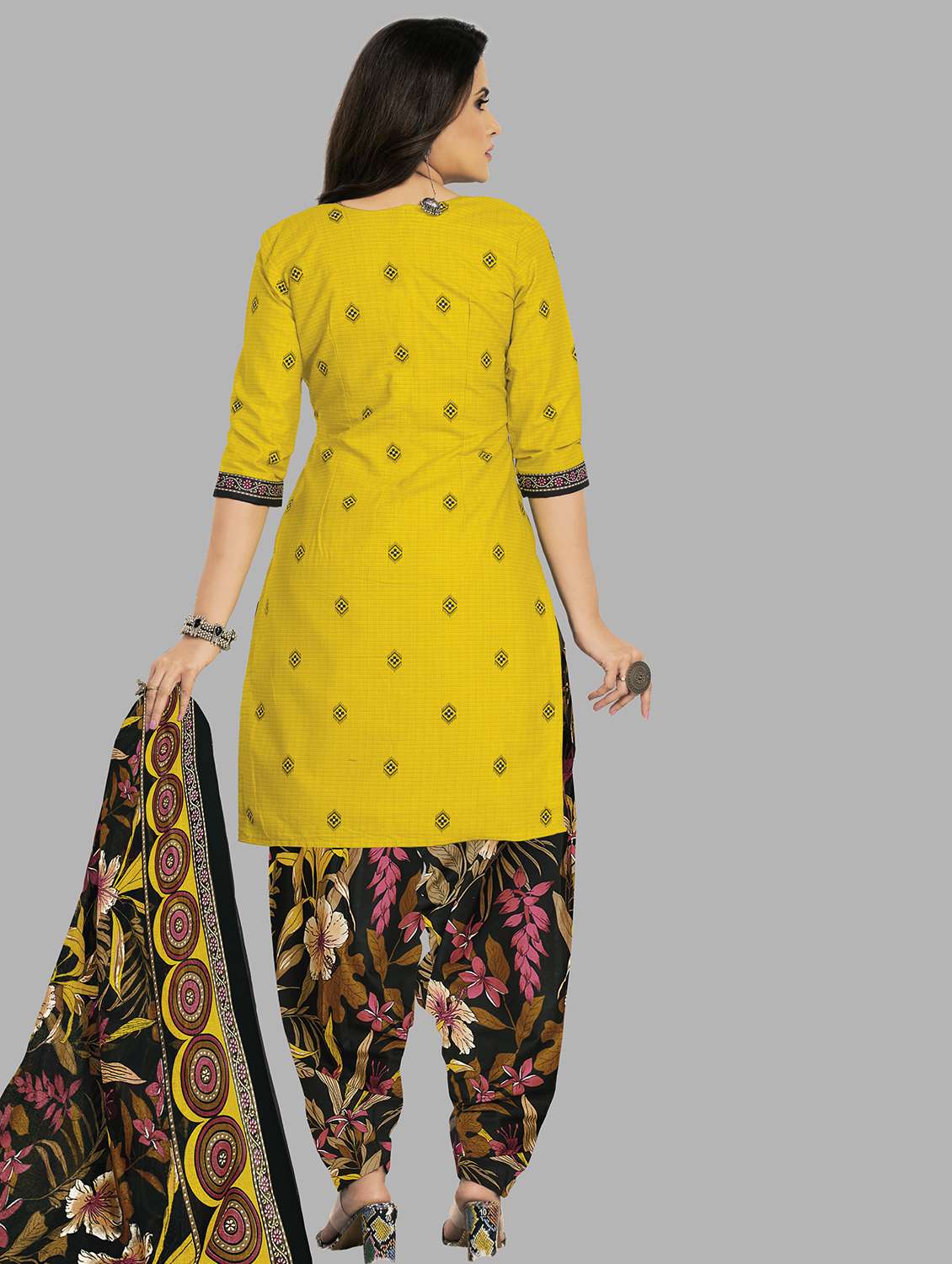 women printed unstitched salwar suit set - 22079500 - Standard Image - 1