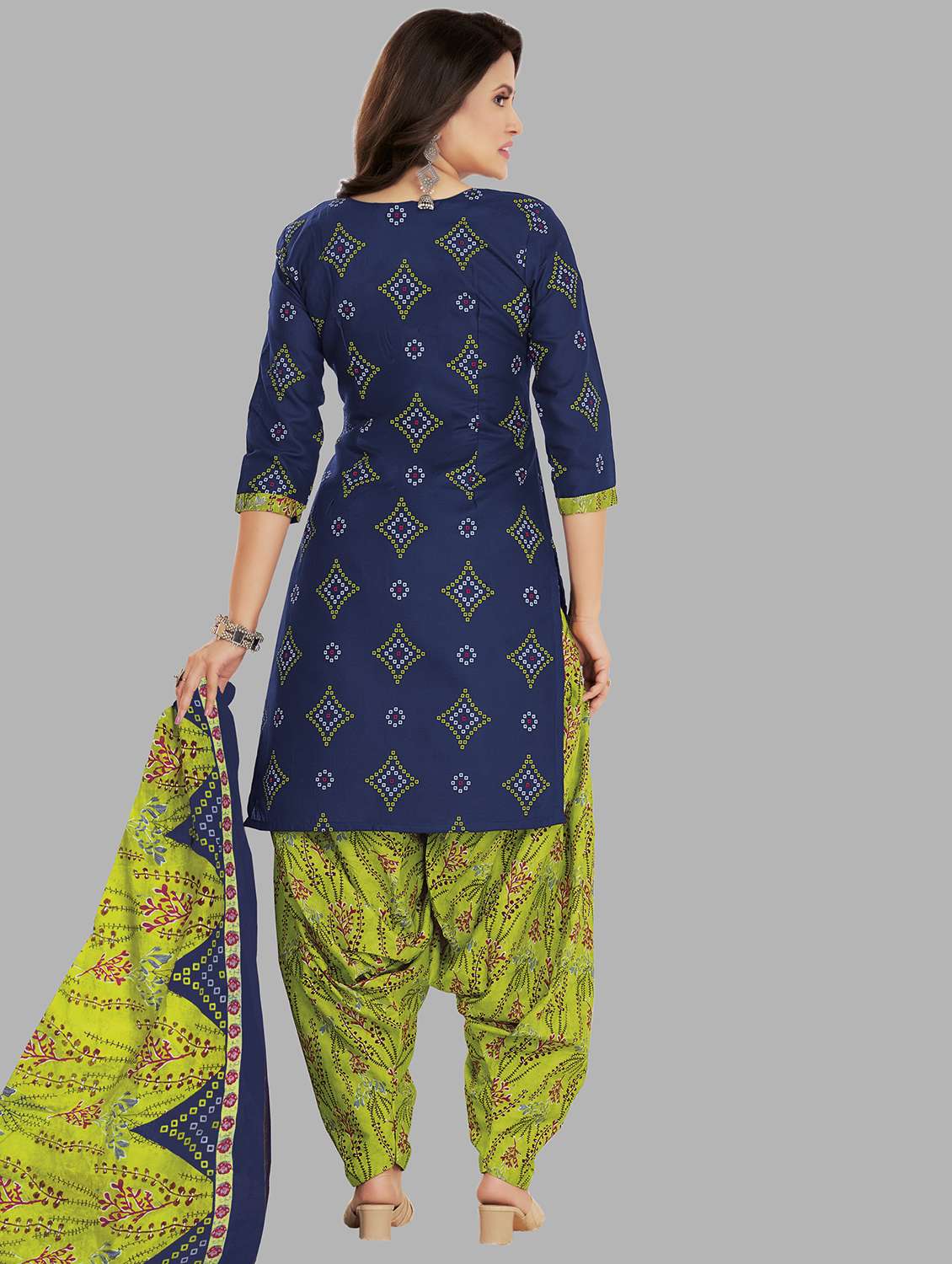 women printed unstitched salwar suit set - 22079524 -  Standard Image - 1