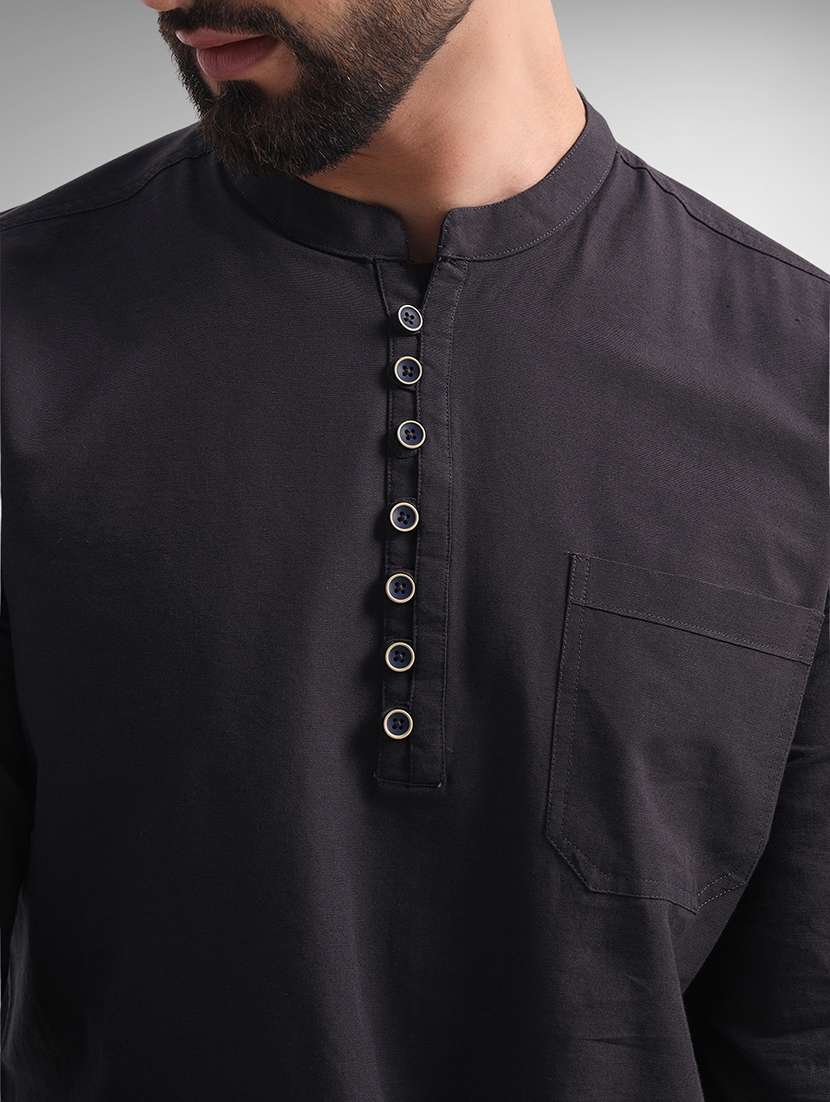 men solid mandarin neck short kurta - 22079725 - Standard Image - 4
