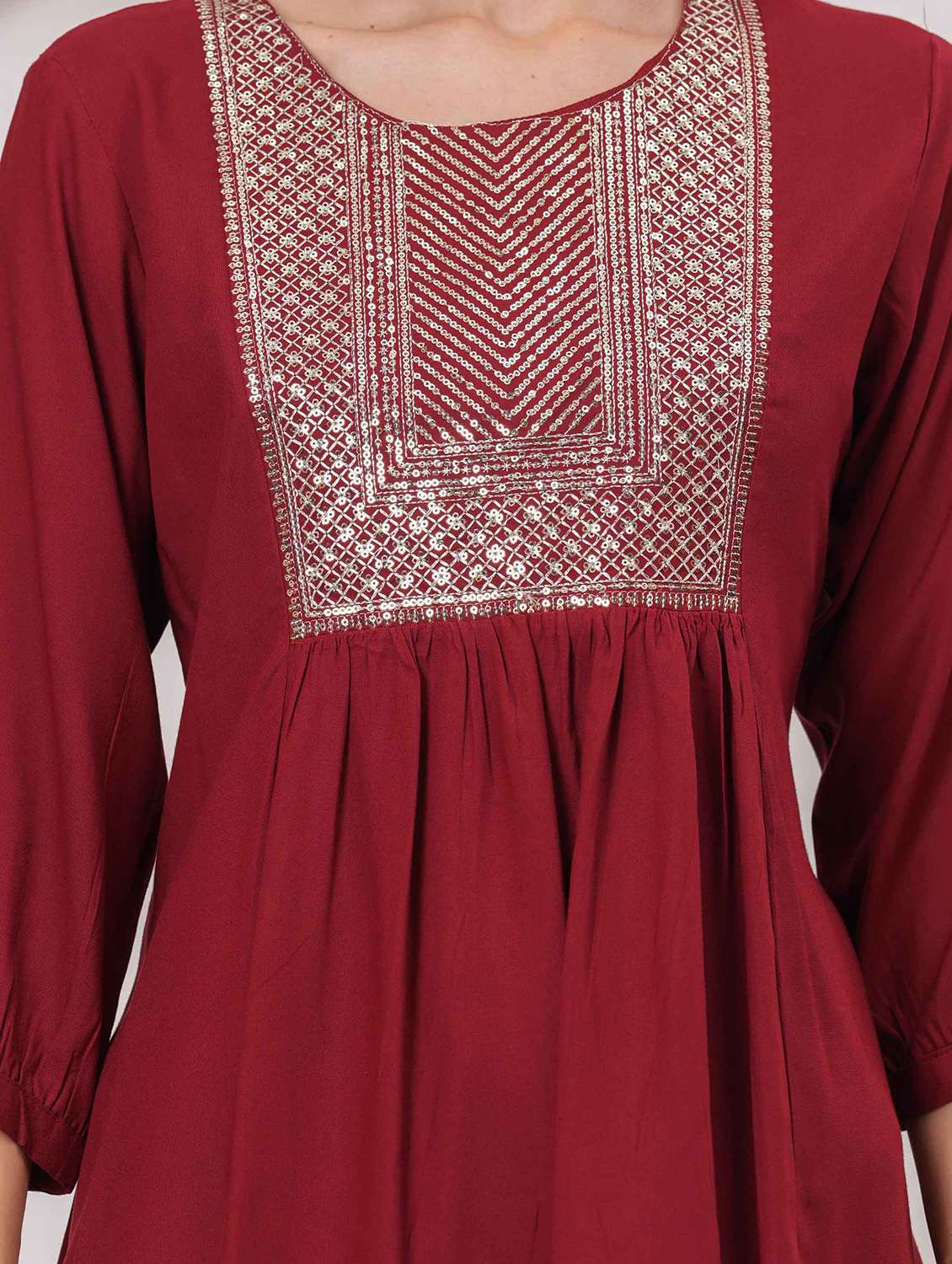 women embroidered three quarter sleeve kurti - 22079816 - Standard Image - 4