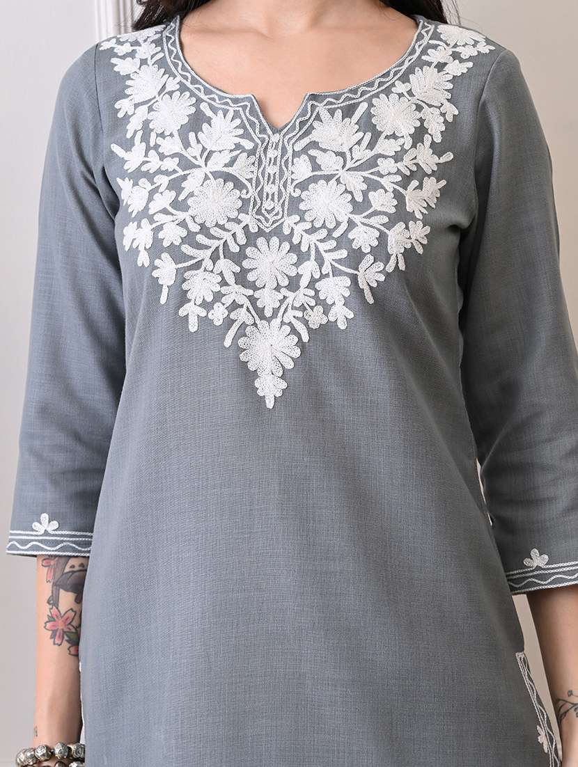 women embroidered three quarter sleeve straight kurti - 22079862 - Standard Image - 4
