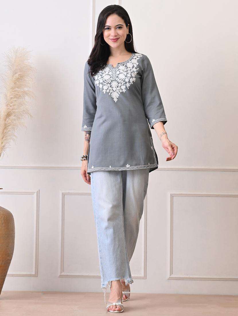 women embroidered three quarter sleeve straight kurti - 22079862 -  Standard Image - 4