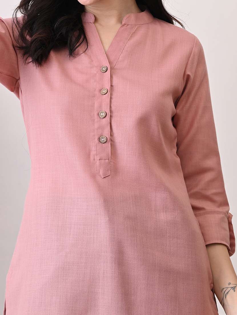 women solid three quarter sleeve straight kurti - 22079866 - Standard Image - 4