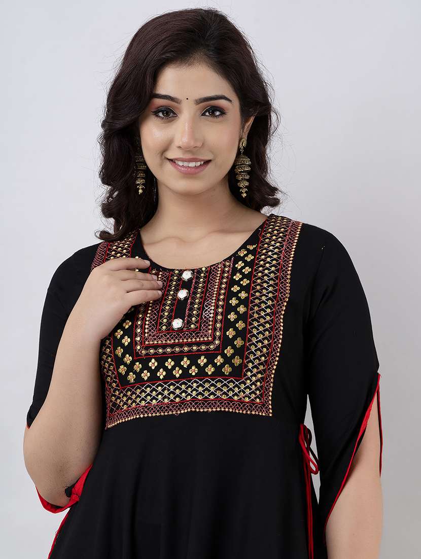 women embroidered three quarter sleeve ethnic dress - 22079883 -  Standard Image - 4