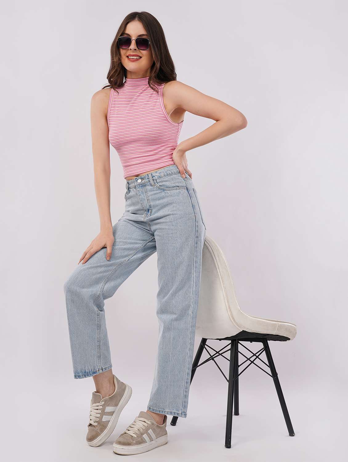 women striped mock neck sleeveless crop top - 22079938 - Standard Image - 4