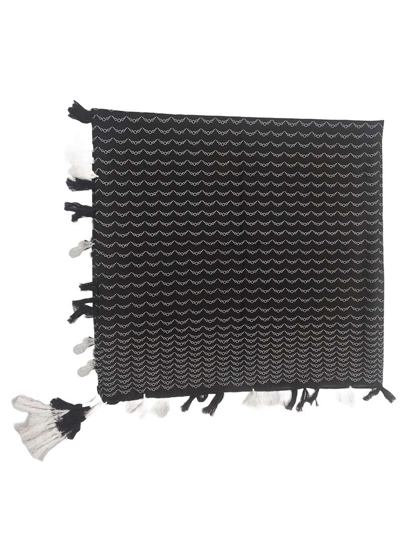 women printed scarf with tassels - 22079956 - Standard Image - 1