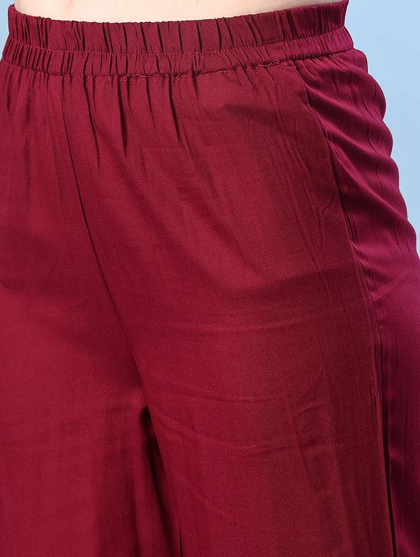 women three quarter sleeve kurta and pant set - 22080156 -  Standard Image - 4