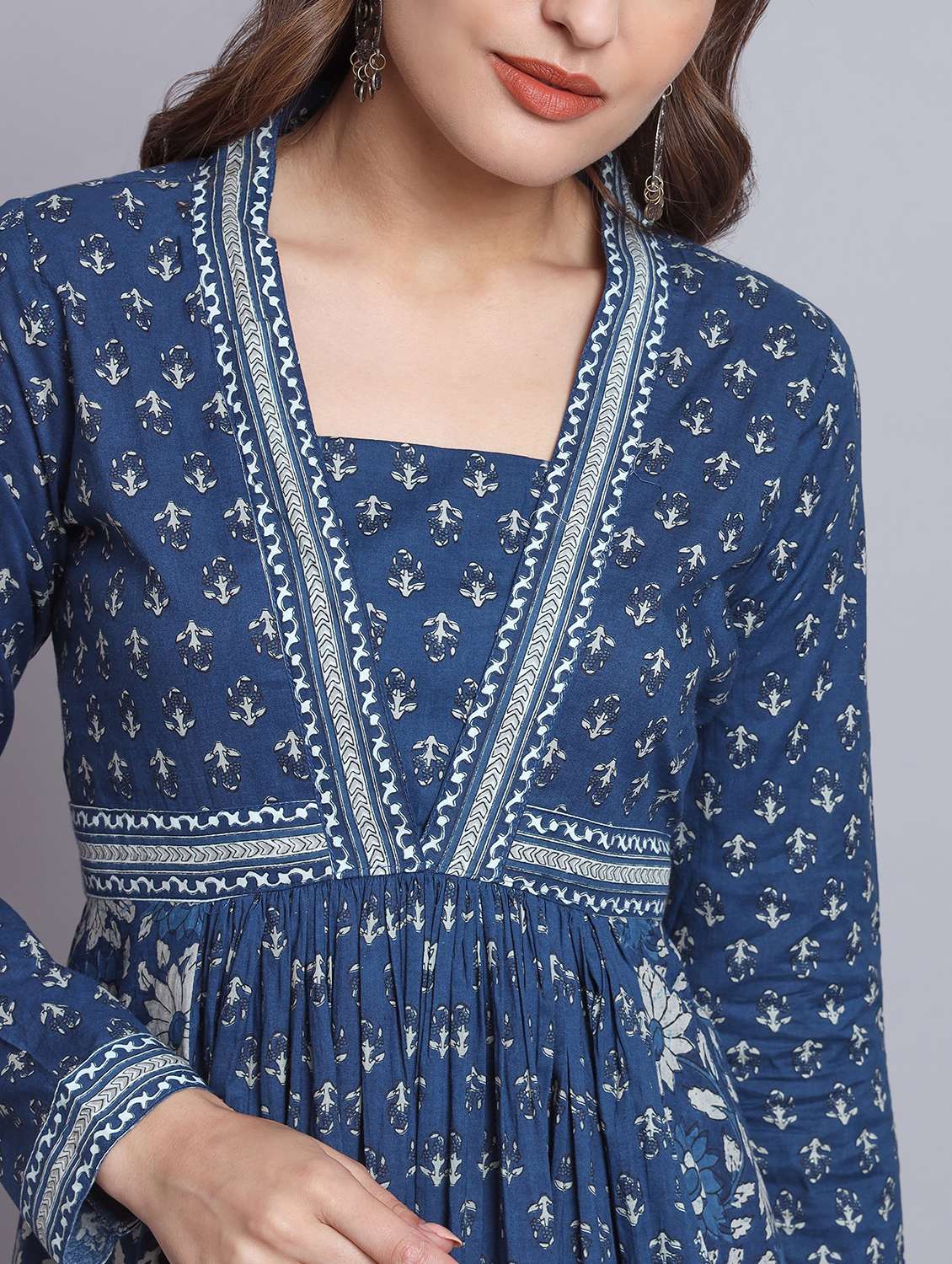 women printed long sleeve flared kurta - 22080570 - Standard Image - 4