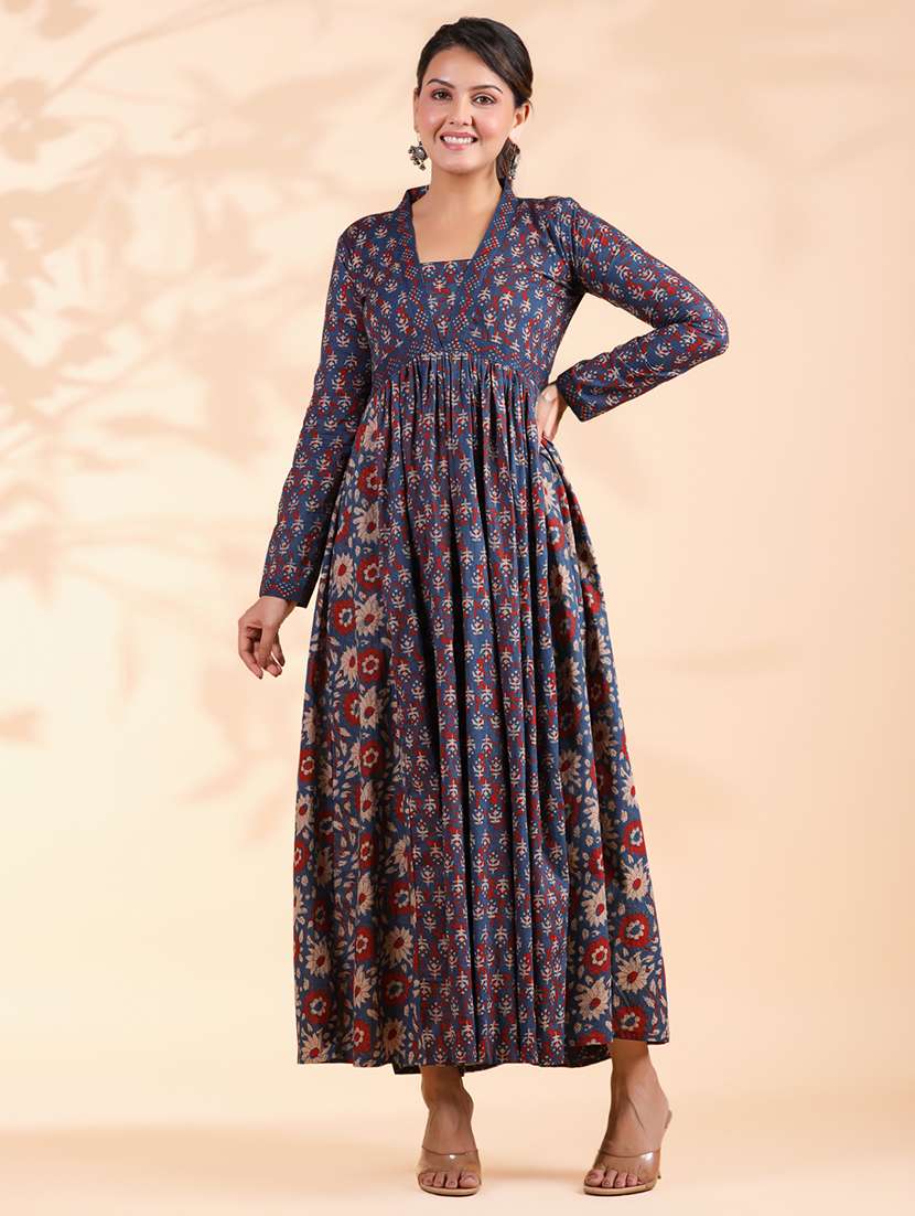 women printed long sleeve flared kurta - 22080572 - Standard Image - 4