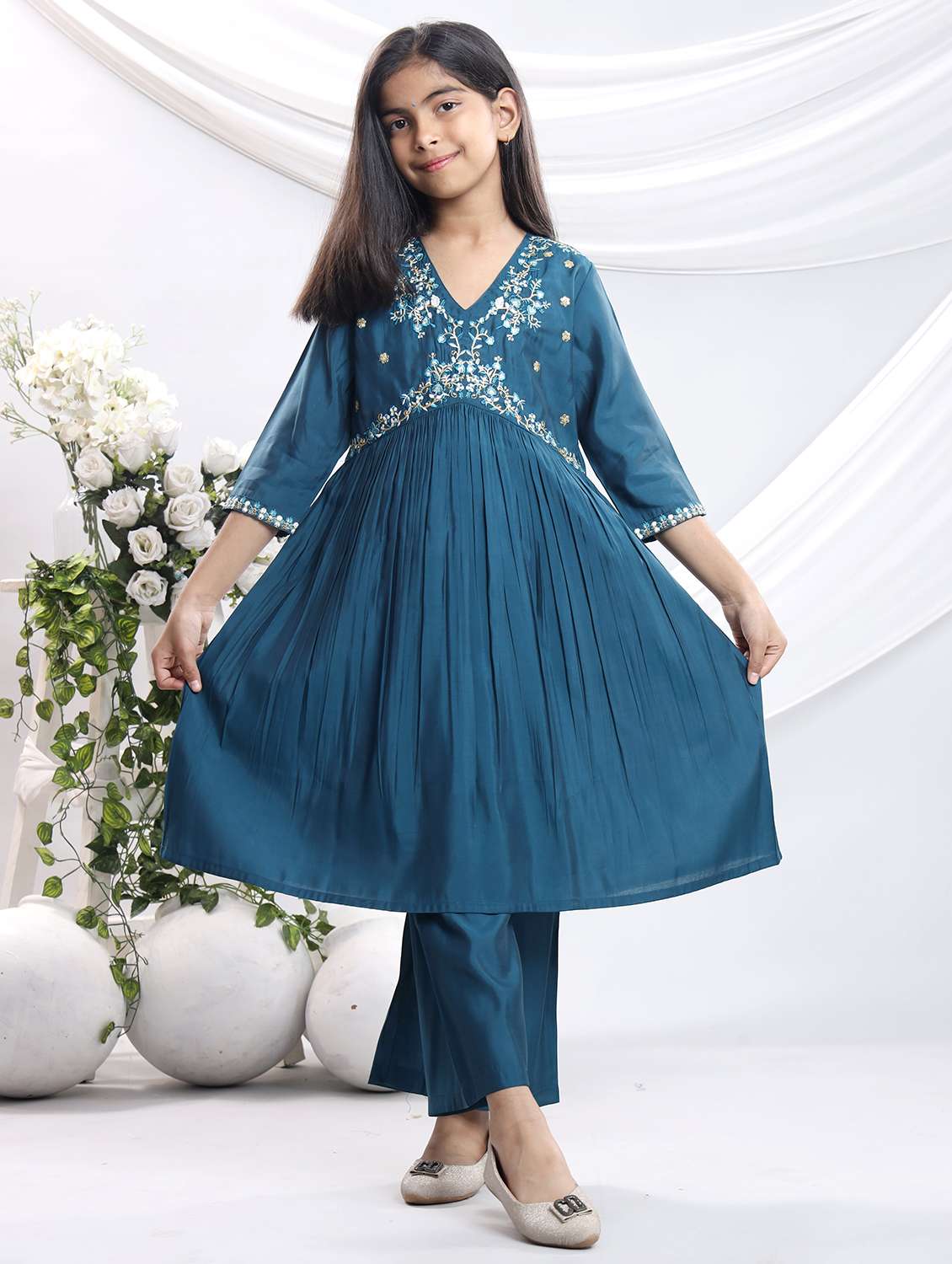 beige silk blend suit set - 22080649 -  Standard Image - 1