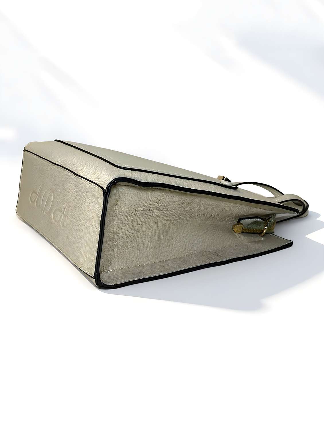 green textured handbag with detachable strap - 22080789 - Standard Image - 4