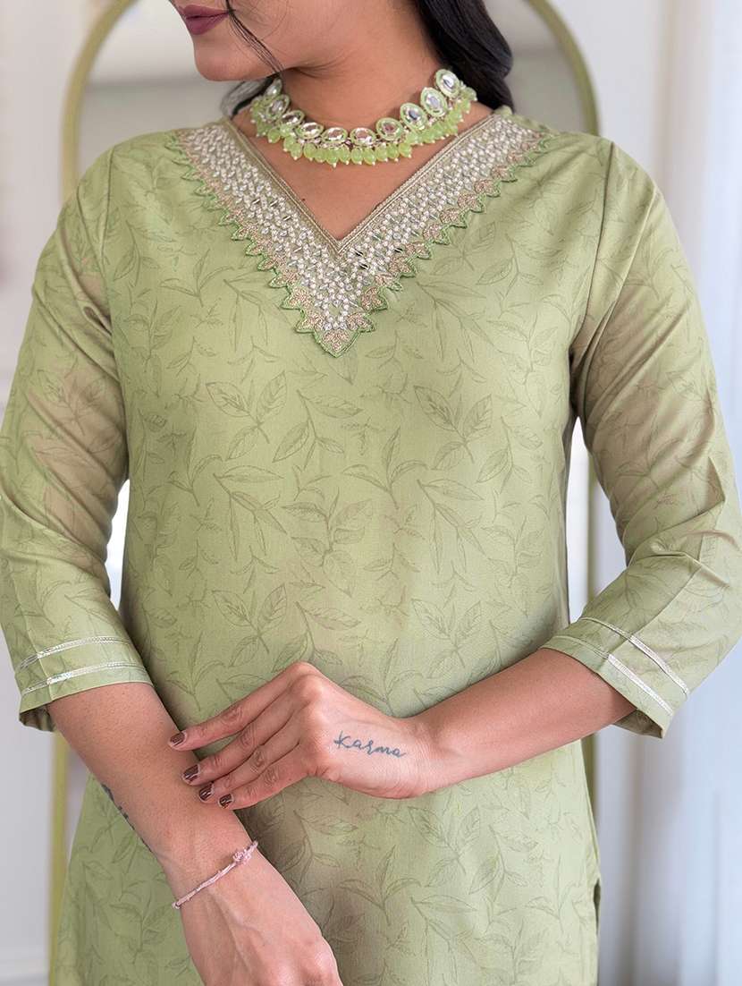 women embroidered three quarter sleeve kurta pant with dupatta set - 22080921 - Standard Image - 4