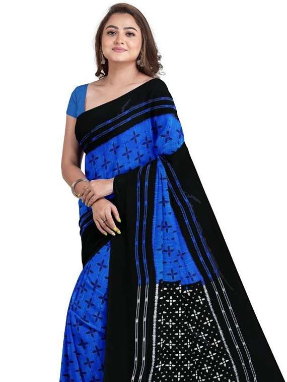 women self design handloom saree with blouse - 22081930 - Standard Image - 1