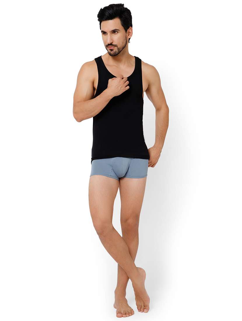 men solid scoop neck vest - 22081984 - Standard Image - 4