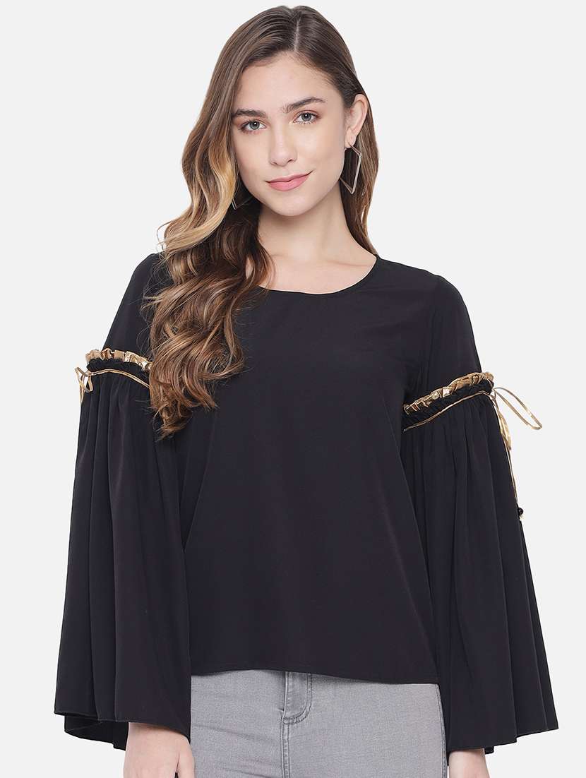 women solid round neck bell slevee regular top