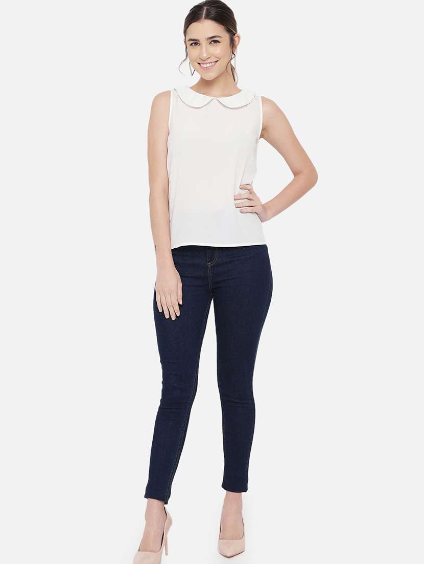 women white solid sleeveless peter pan neck regular top - 22082187 - Standard Image - 4