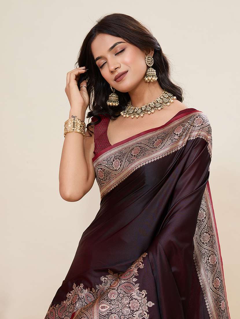 women solid with bordered saree with blouse - 22082199 - Standard Image - 4