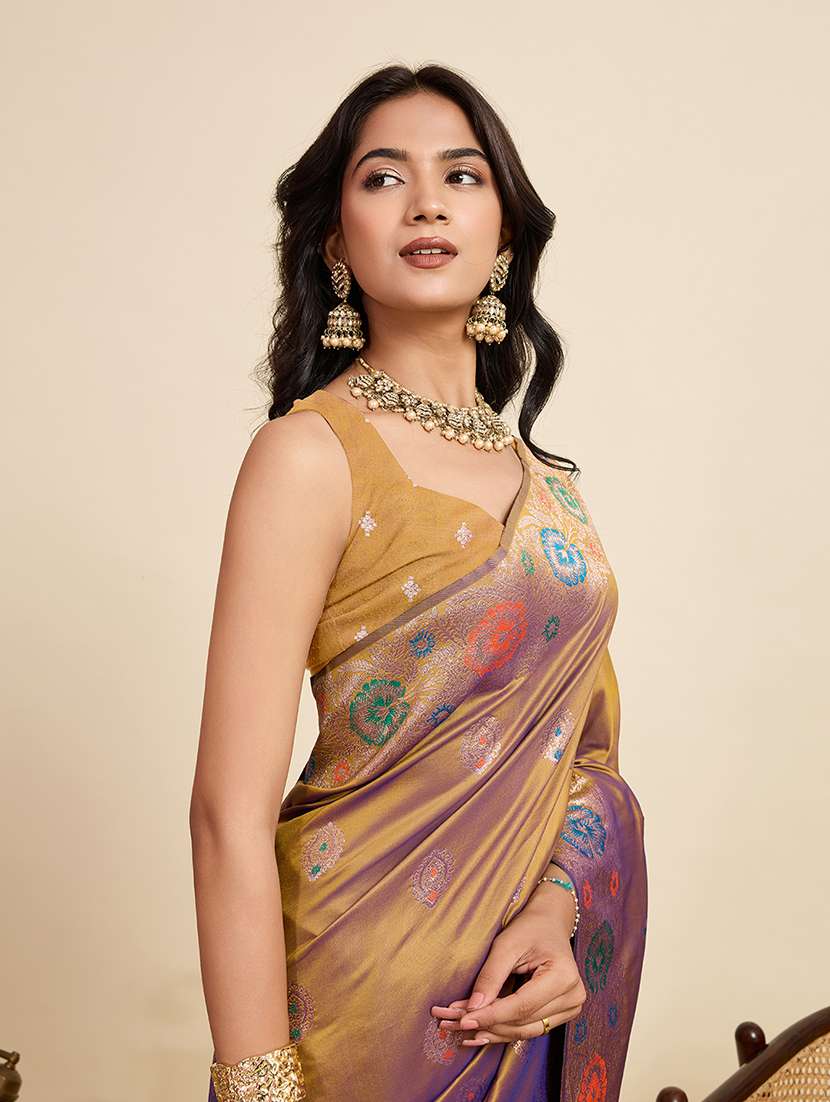 women self design banarasi saree with blouse - 22082205 - Standard Image - 4