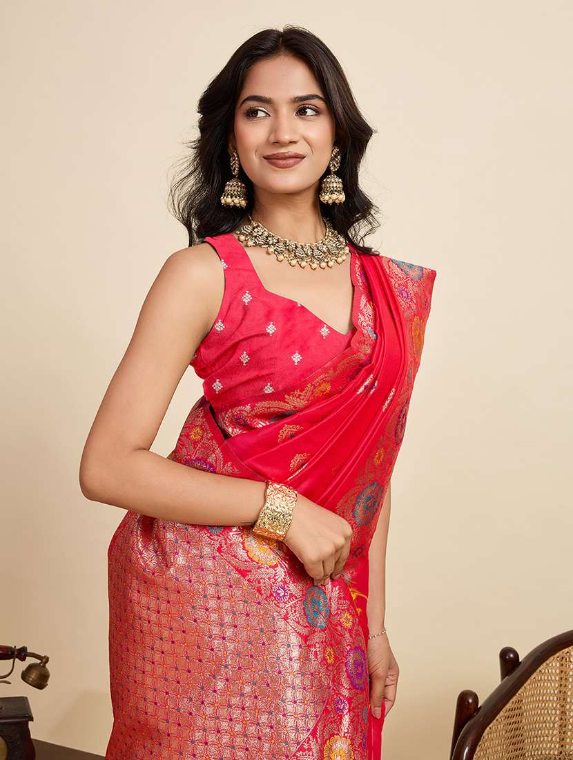 women self design banarasi saree with blouse - 22082208 - Standard Image - 4