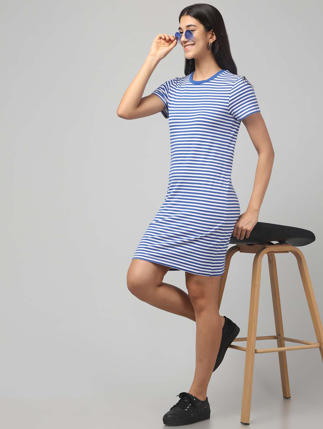 women striped short sleeve t-shirt dress - 22082228 -  Standard Image - 1