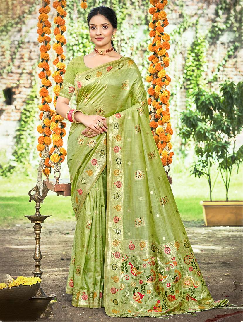 women self design assam silk saree with blouse
