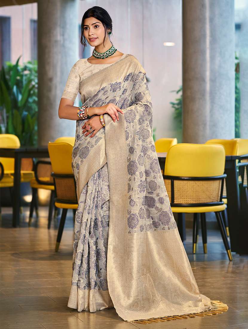 women floral bordered saree with blouse
