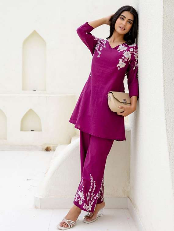 women three quarter sleeve ethnic co-ord set - 22082471 -  Standard Image - 1