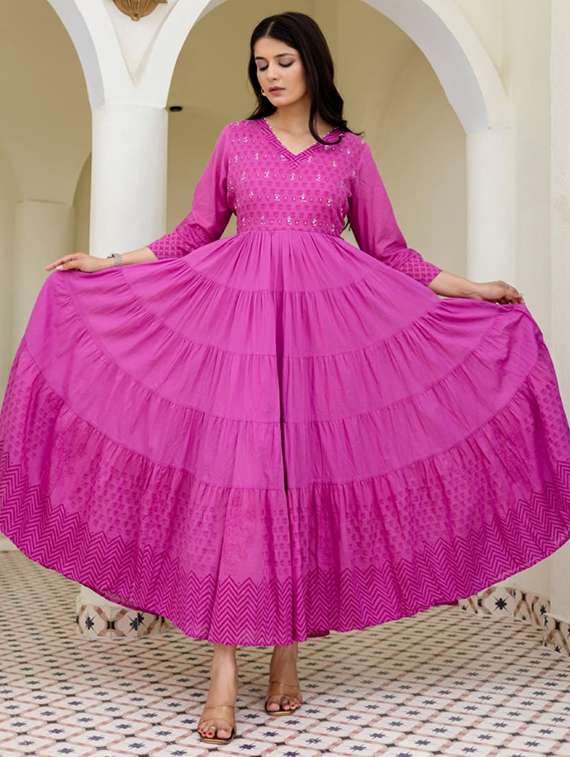 women printed three quarter sleeve tiered ethnic dress - 22082486 -  Standard Image - 1