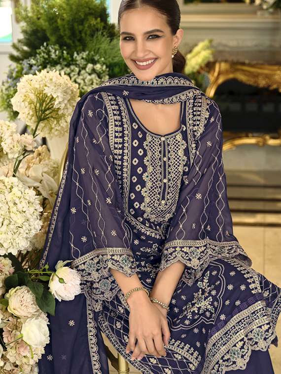 women embroidered long sleeve kurta pant with dupatta set - 22082503 - Standard Image - 4