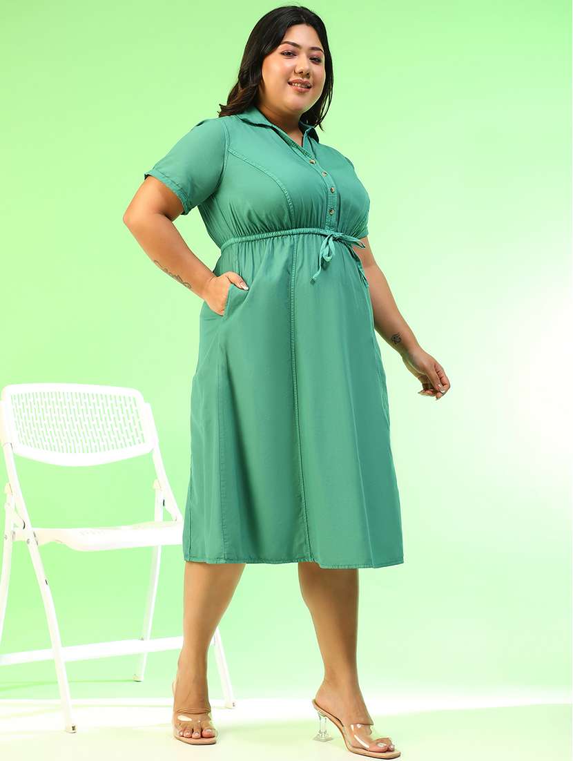 Women Plus Size Solid Short Sleeve Collared A-line Ress - 22082554 -  Standard Image - 4