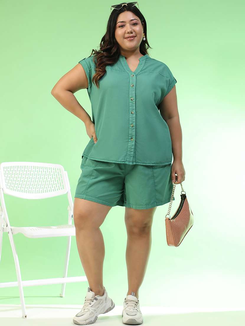 women plus size solid mid rise shorts - 22082568 - Standard Image - 4