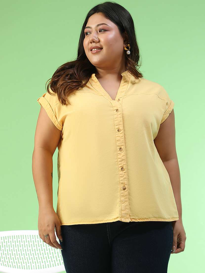 women plus size solid collared sleeveless top