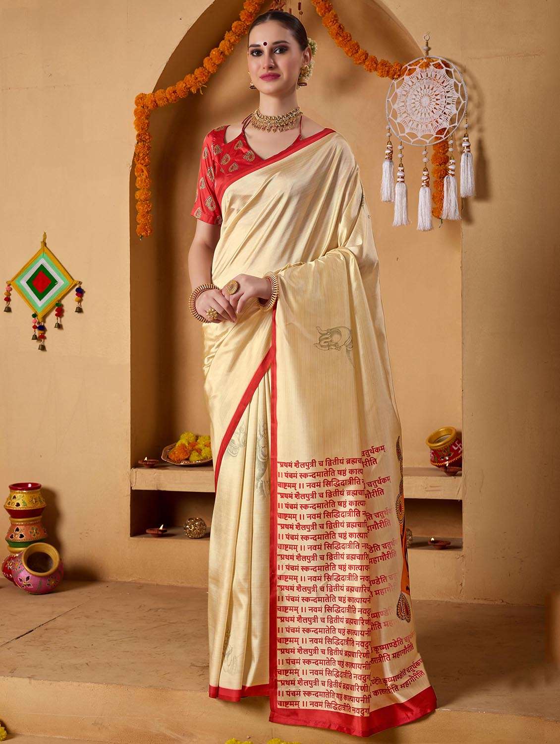 women printed casual wear saree with blouse - 22082995 - Zoom Image - 0