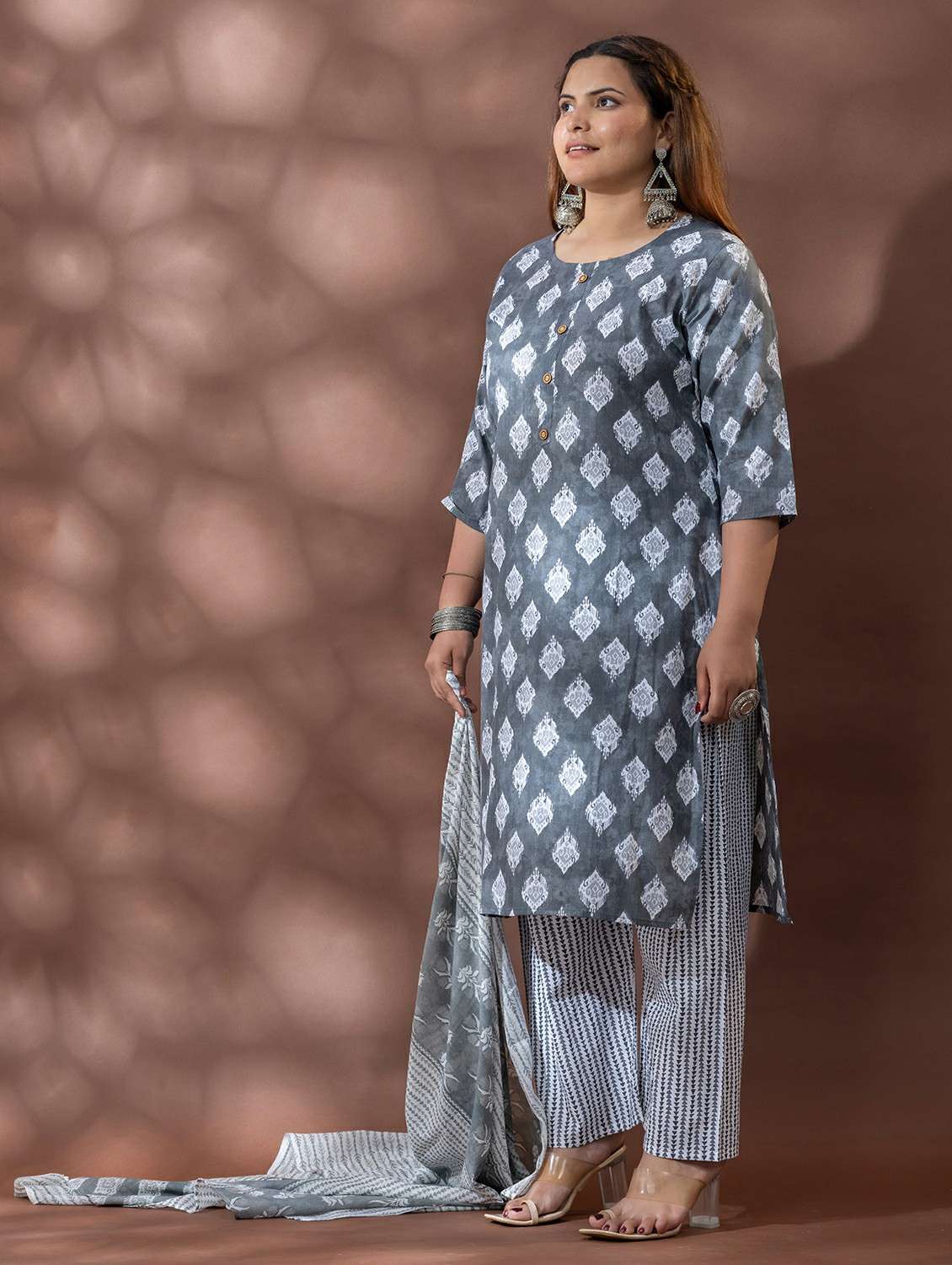 women printed three quarter sleeve kurta pant with dupatta set - 22083099 -  Standard Image - 1