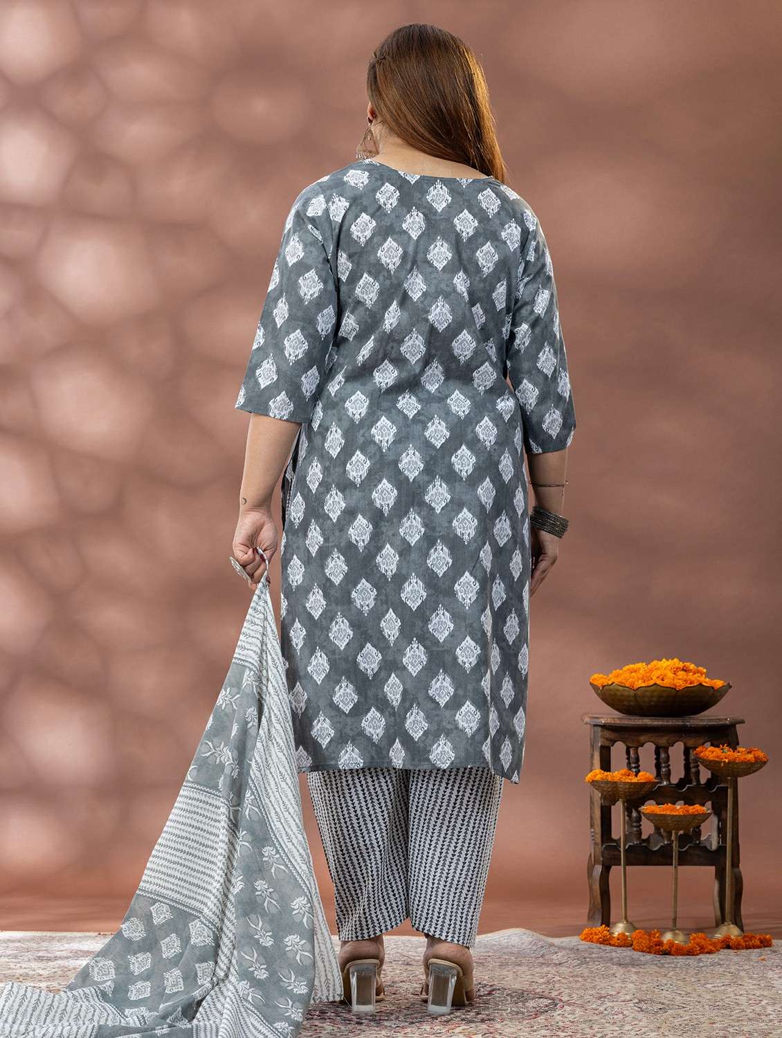 women printed three quarter sleeve kurta pant with dupatta set - 22083099 -  Standard Image - 4