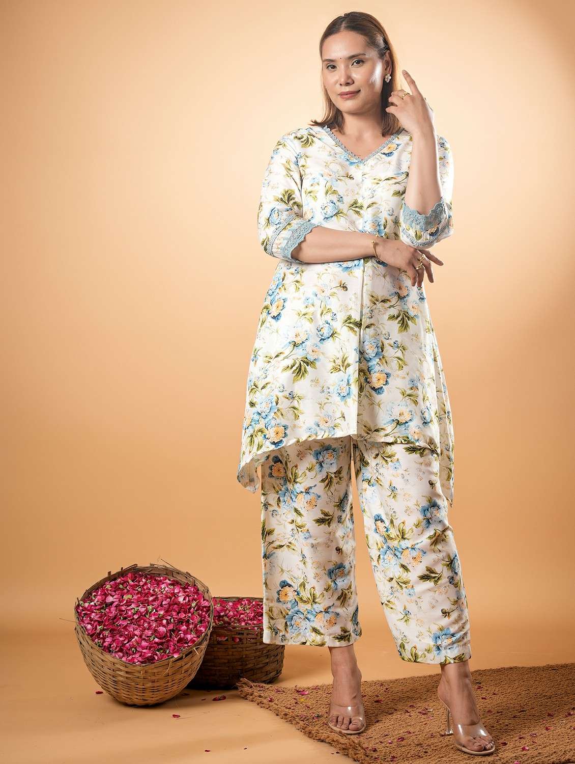 women three quarter sleeve regular fit ethnic co-ord set - 22083117 -  Standard Image - 1