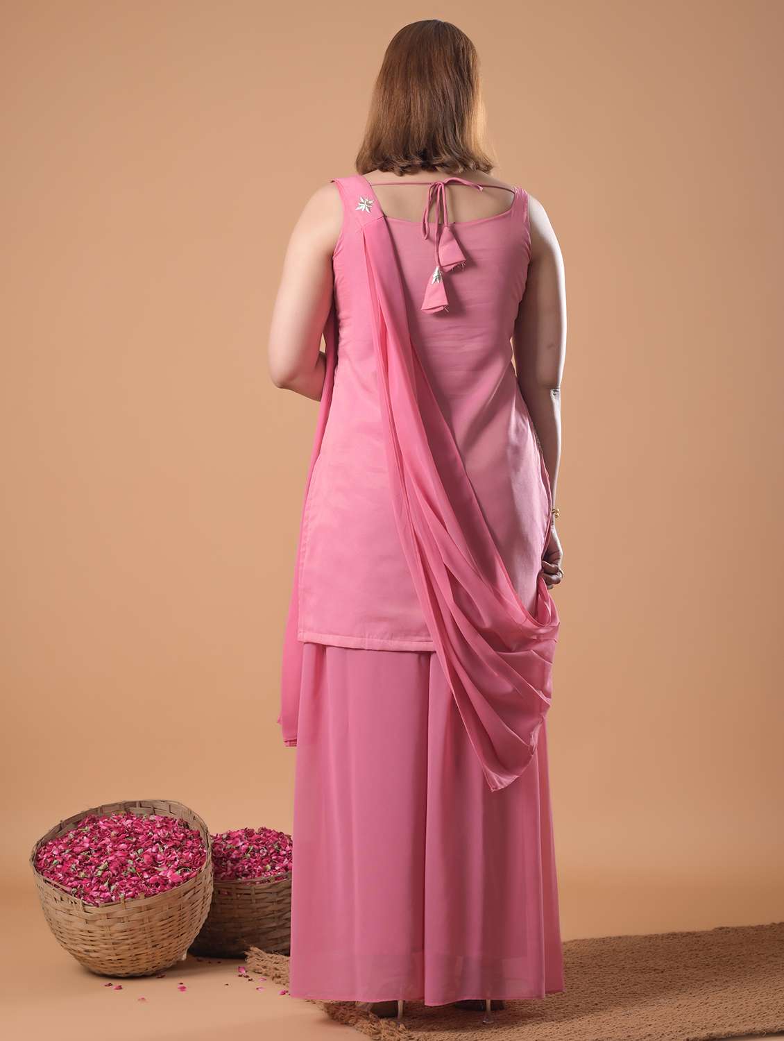 women embroidered sleeveless kurta palazzo with dupatta set - 22083120 -  Standard Image - 4