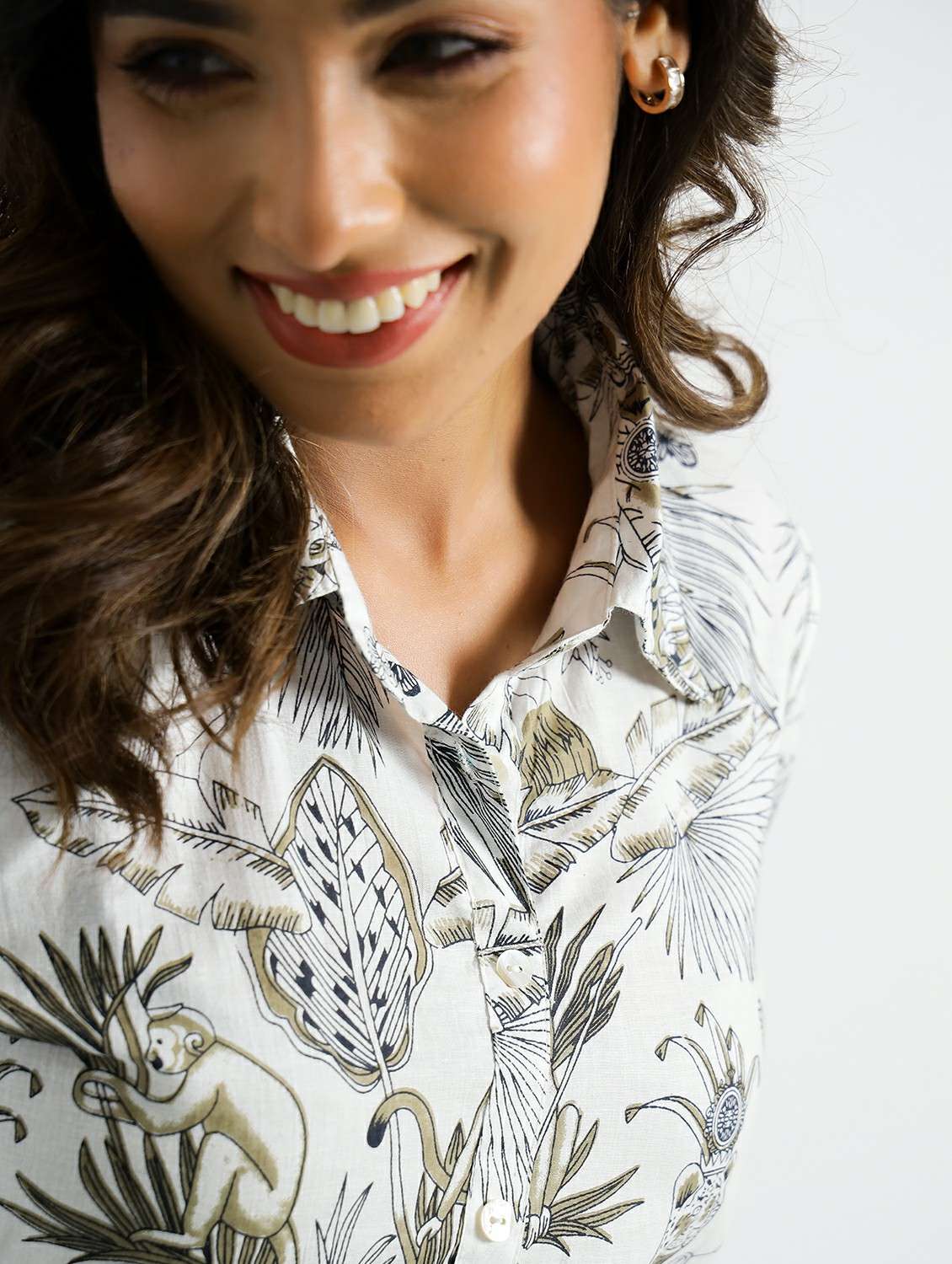 women three quarter sleeve regular fit ethnic co-ord set - 22083134 -  Standard Image - 4