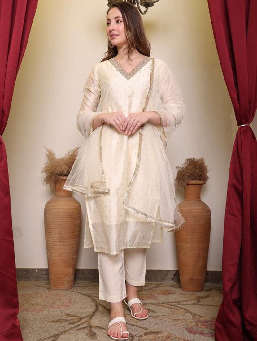 women embroidered three quarter sleeve kurta pant with dupatta set