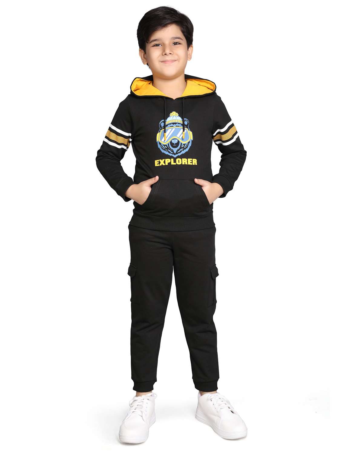 boys solid mid rise regular fit jogger - 22083268 - Standard Image - 4