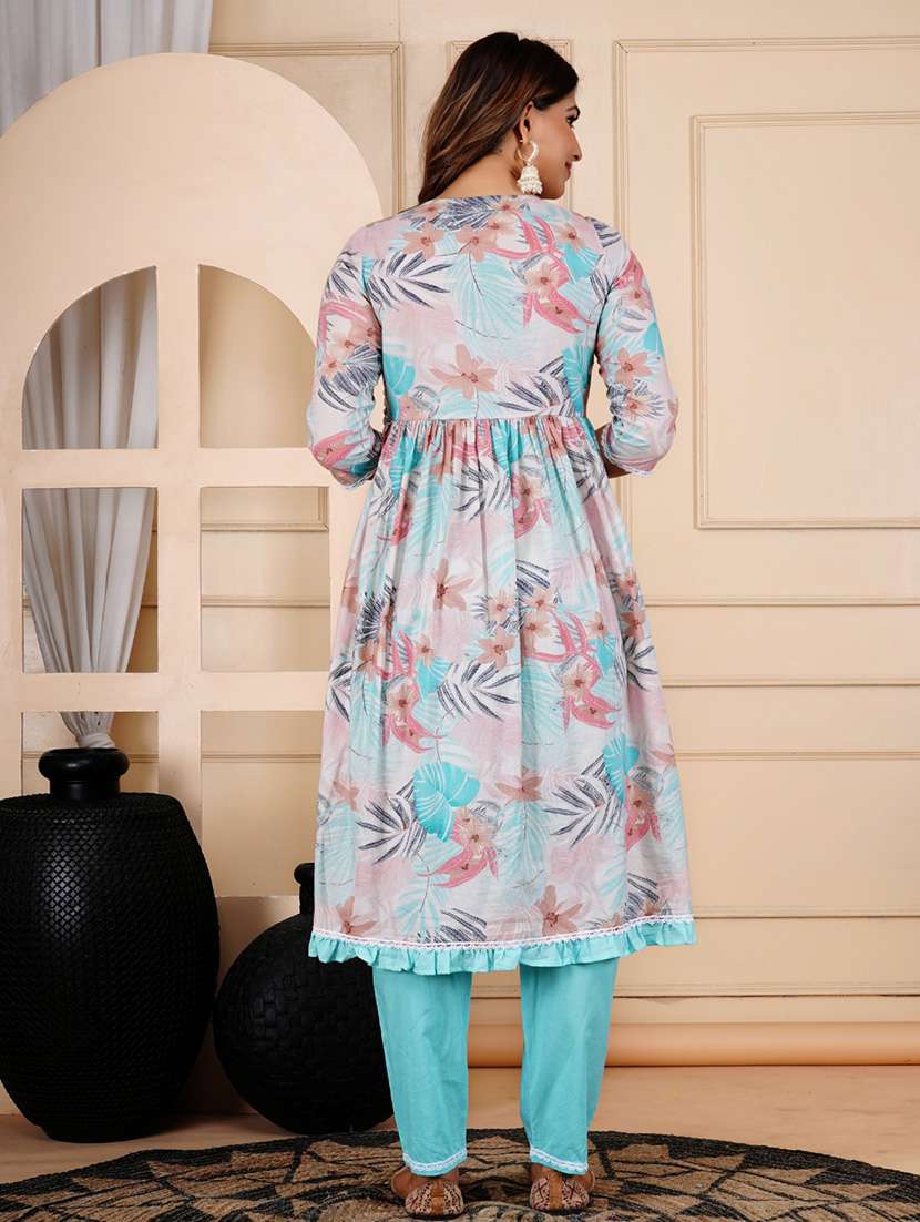 women floral three quarter sleeve kurta pant with dupatta set - 22083309 - Standard Image - 4
