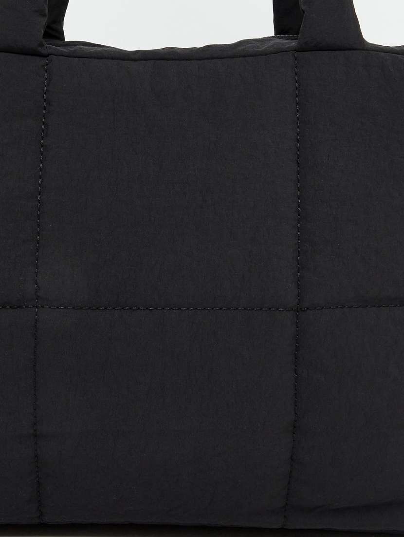 women black textured handbag - 22083465 - Standard Image - 4