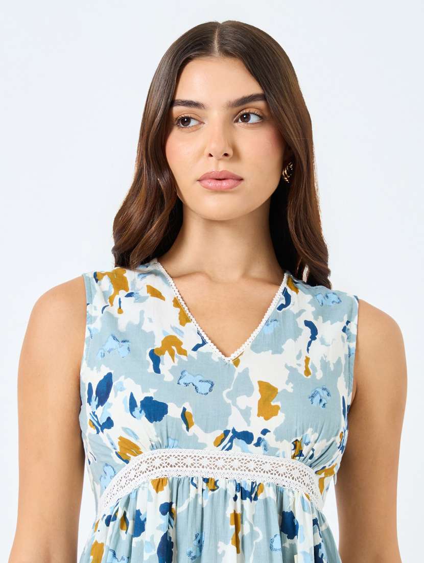 women printed sleeveless  tiered dress - 22083516 -  Standard Image - 4