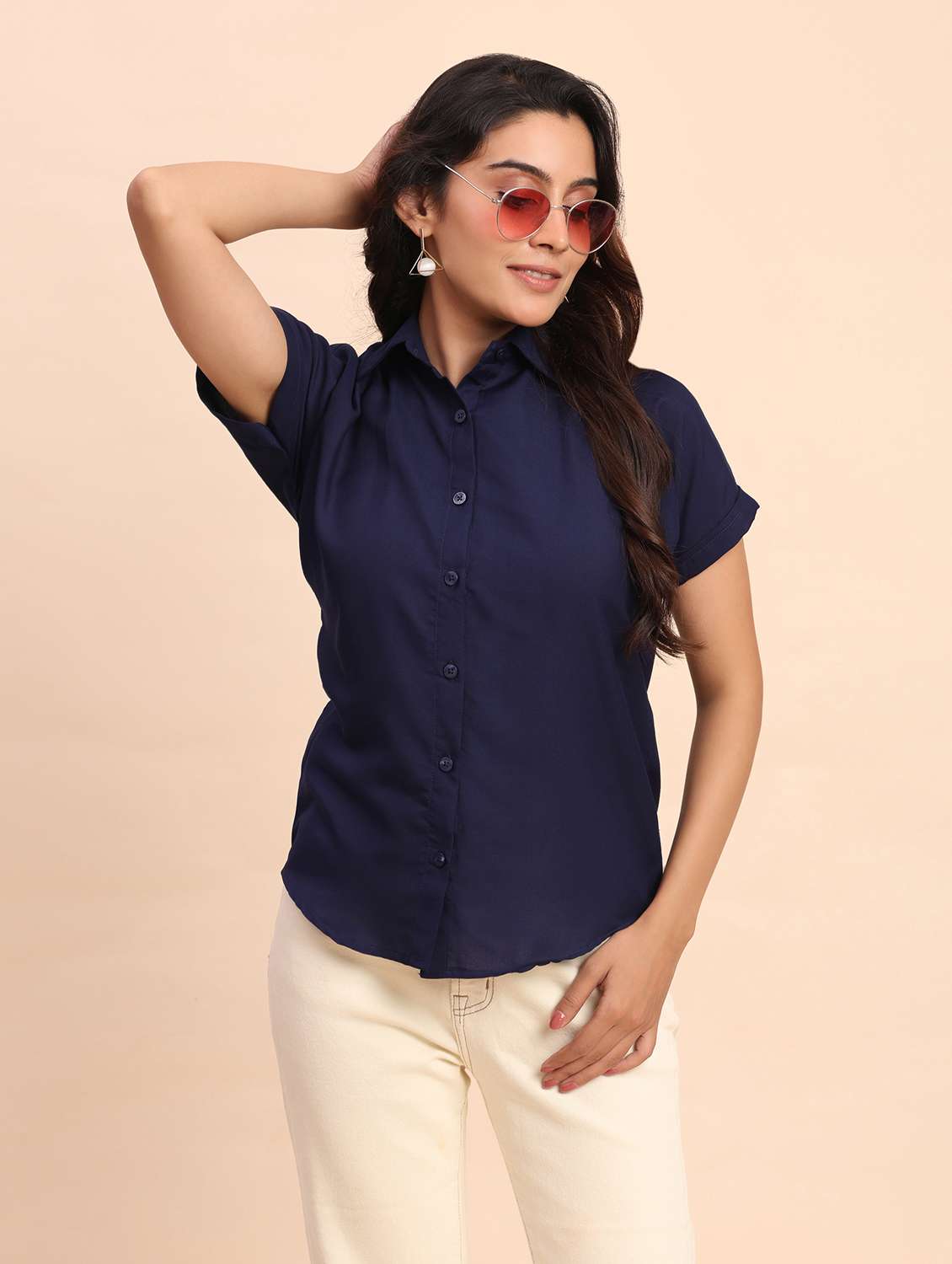 women solid short sleeve collared shirt