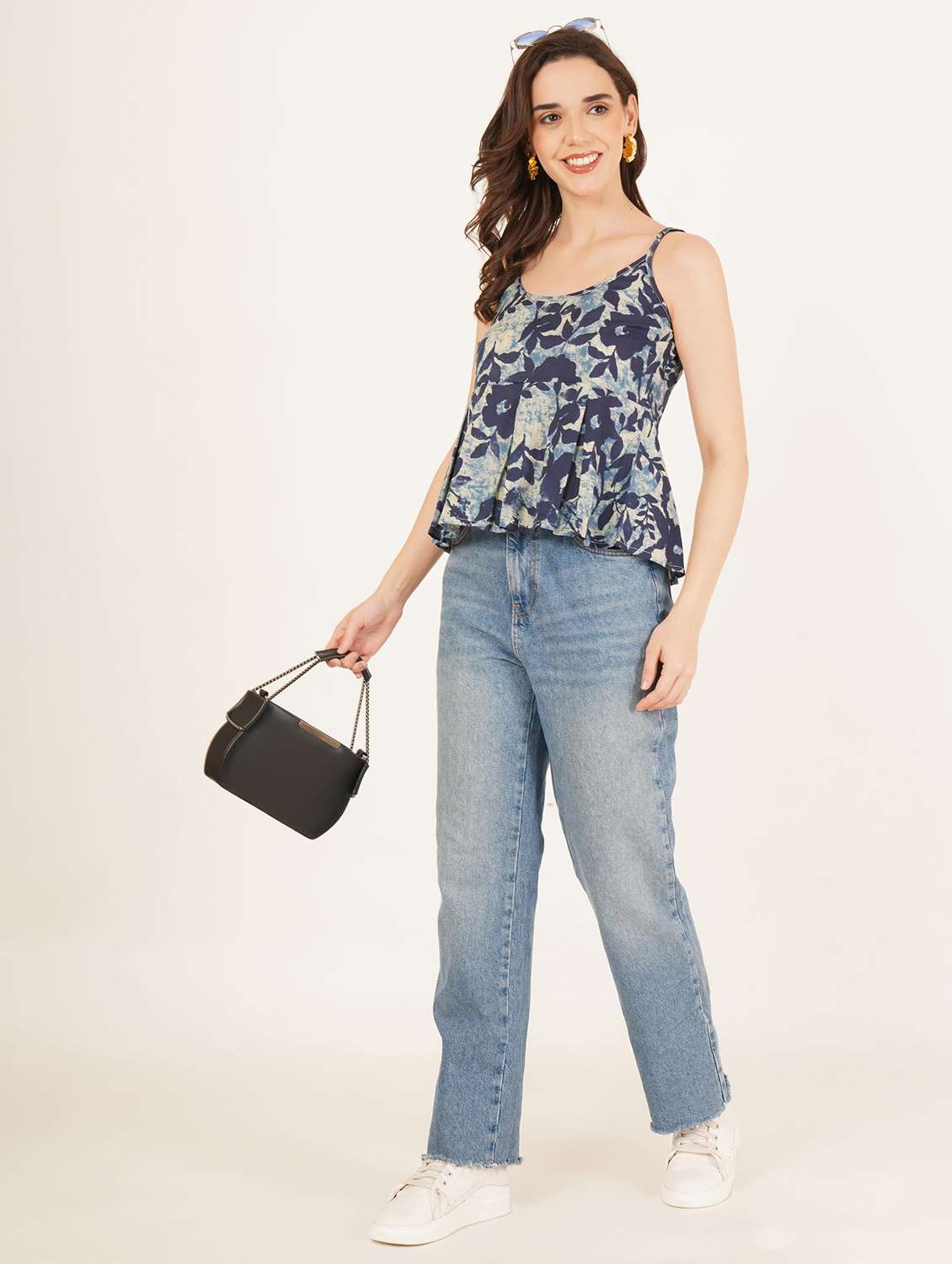 women printed shoulder strap peplum top - 22083634 - Standard Image - 4