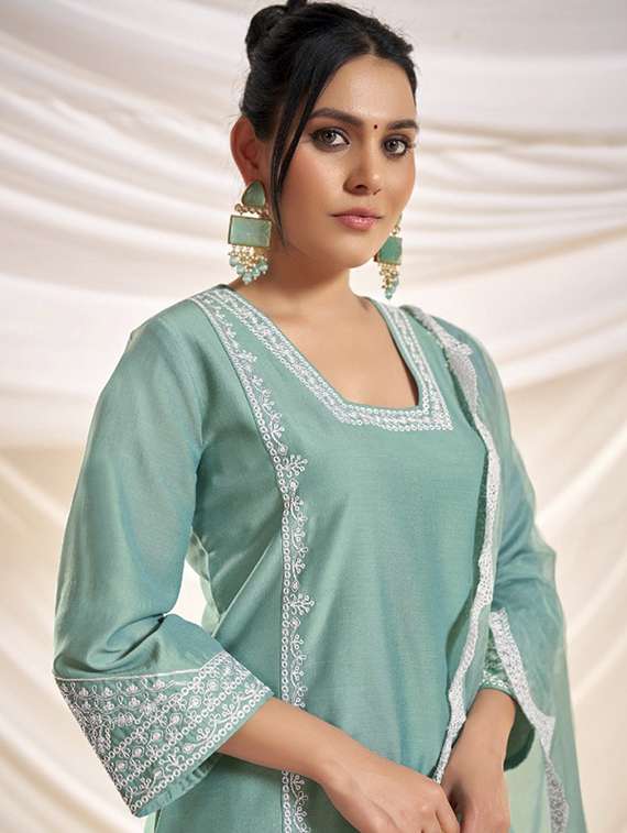 women embroidered three quarter sleeve kurta pant with dupatta set - 22083642 -  Standard Image - 4