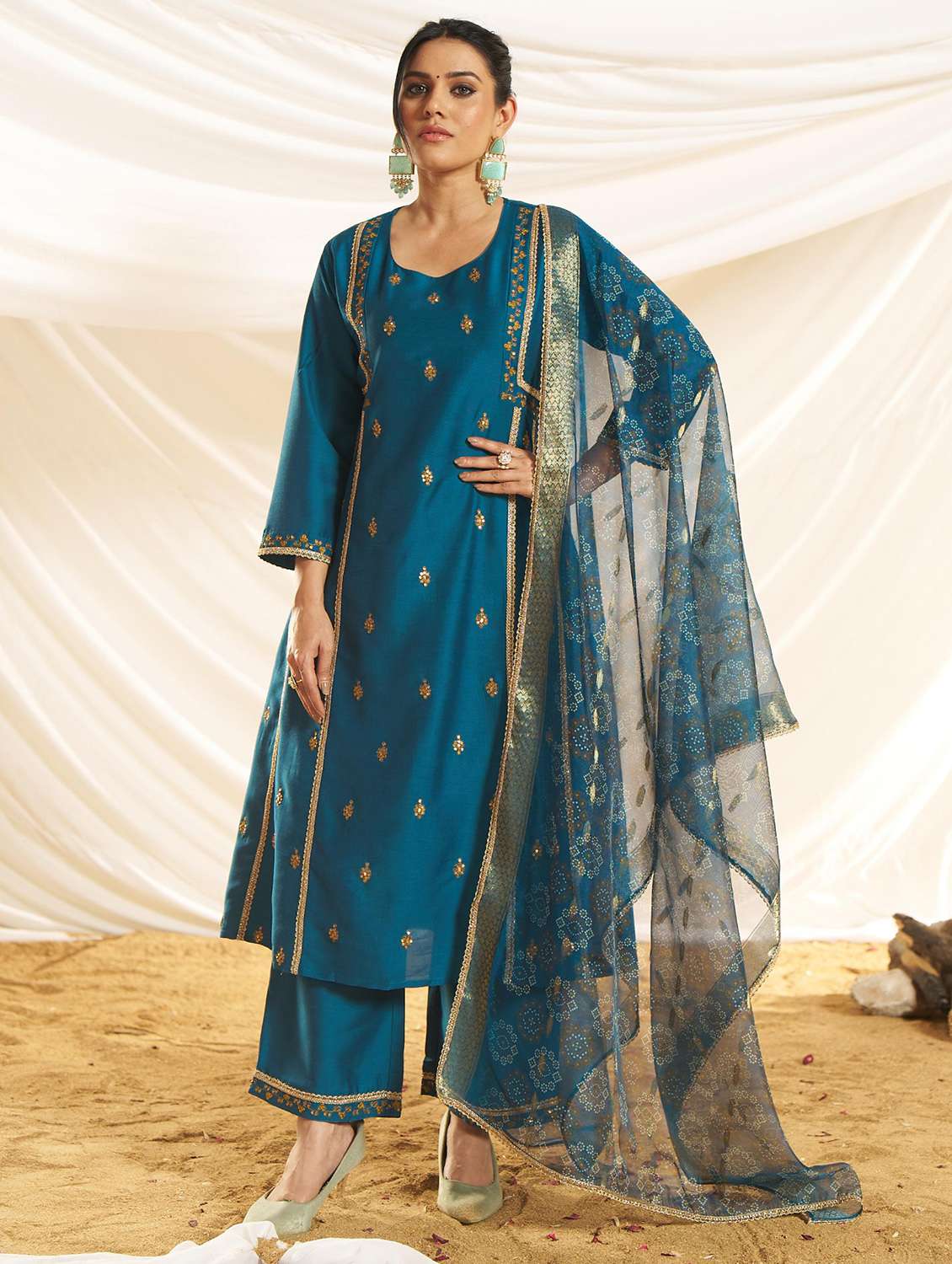 women embroidered three quarter sleeve kurta pant with dupatta set