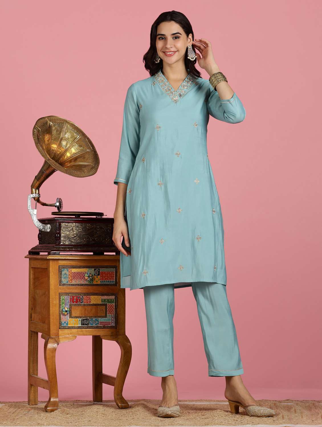 women embroidered three quarter sleeve kurta pant set - 22083650 -  Standard Image - 1